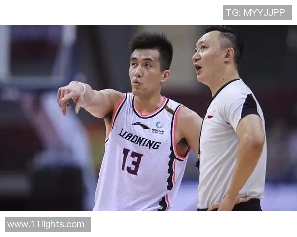 赛后复盘分析成都篮球队与南京篮球队的状态与表现对比